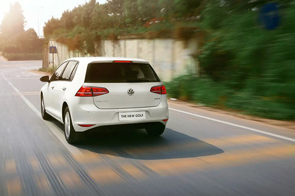 军人基本工资包括哪些构成部分及具体项目说明 军人基本工资包括哪些构成部分及具体项目说明